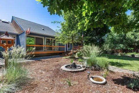 21093 Gardenia Avenue Bend OR 97702