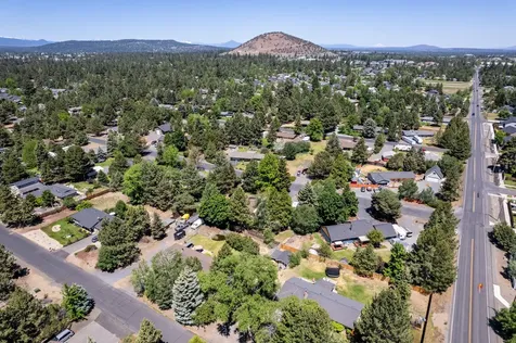 21093 Gardenia Avenue Bend OR 97702