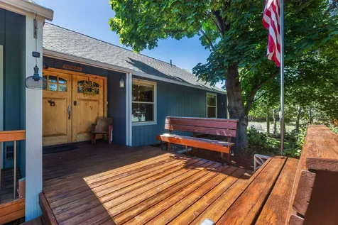 21093 Gardenia Avenue Bend OR 97702