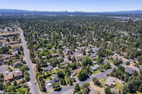 21093 Gardenia Avenue Bend OR 97702