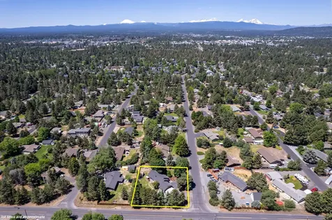 21093 Gardenia Avenue Bend OR 97702