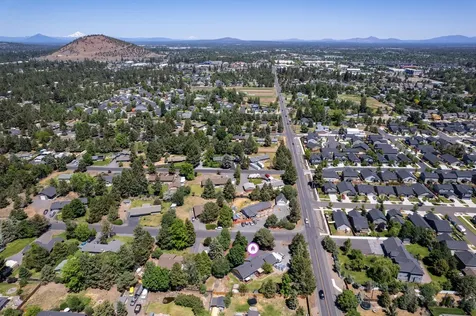 21093 Gardenia Avenue Bend OR 97702