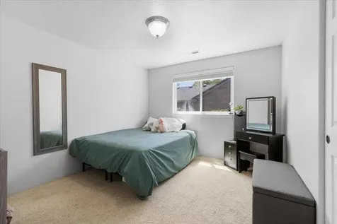 1070 Havenwood Drive Eagle Point OR 97524