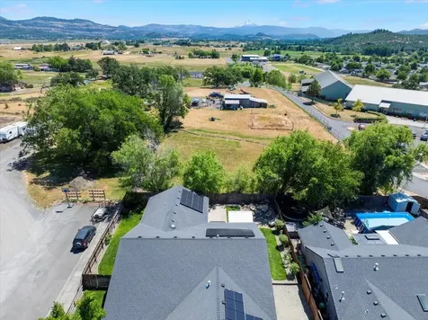 1070 Havenwood Drive Eagle Point OR 97524