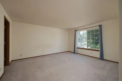 3082 NE Madison Avenue Bend OR 97701