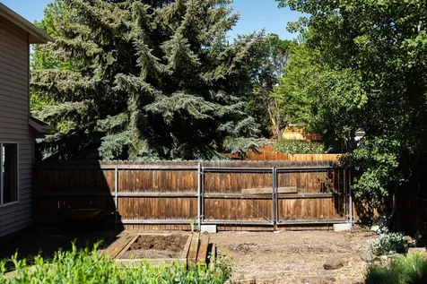 3082 NE Madison Avenue Bend OR 97701
