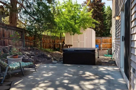 3082 NE Madison Avenue Bend OR 97701
