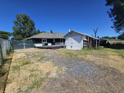 2839 Crest Street Klamath Falls OR 97603