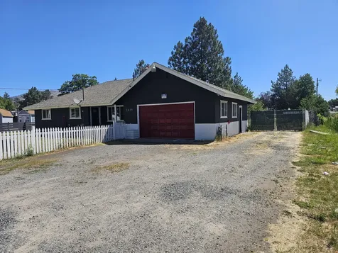 2839 Crest Street Klamath Falls OR 97603