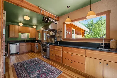 632 NE Kearney Avenue Bend OR 97701