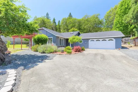 411 NW Pleasant View Drive Grants Pass OR 97526