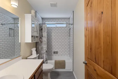 411 NW Pleasant View Drive Grants Pass OR 97526