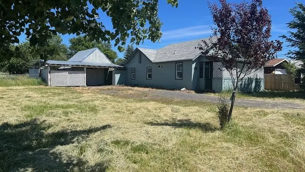 1845 Derby Street Klamath Falls OR 97603