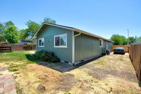 2625 Pomona Way Medford OR 97504