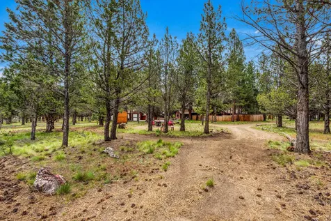 63544 Bridle Lane Bend OR 97703