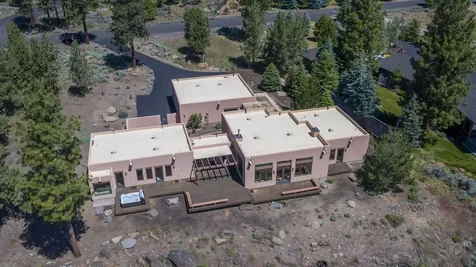 17137 Mountain View Road Sisters OR 97759