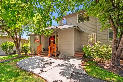 1029 Golden Pheasant Drive Redmond OR 97756