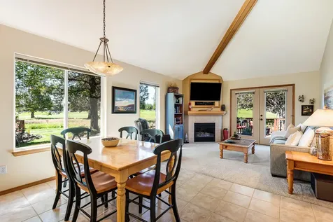1029 Golden Pheasant Drive Redmond OR 97756