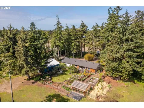 48611 Highway 101 Bandon OR 97411