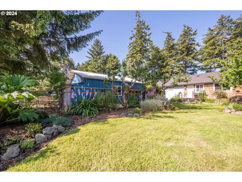 48611 Highway 101 Bandon OR 97411