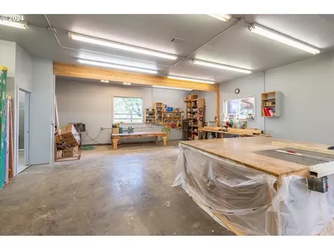 48611 Highway 101 Bandon OR 97411