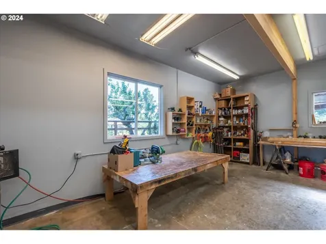 48611 Highway 101 Bandon OR 97411