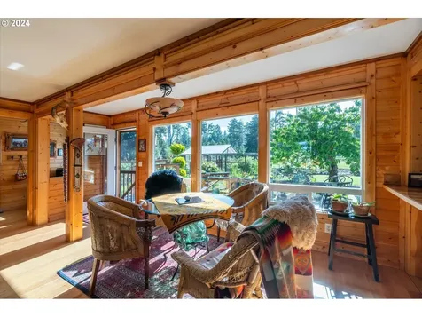 48611 Highway 101 Bandon OR 97411