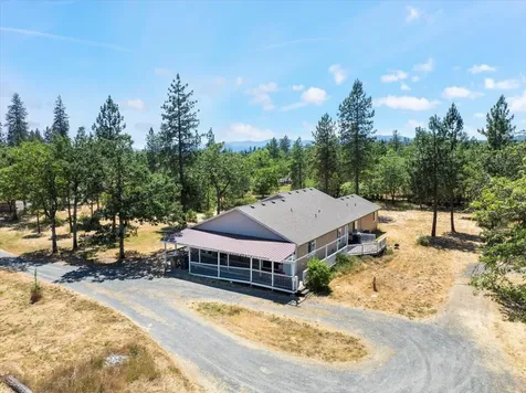 324 Haylees Way Grants Pass OR 97526