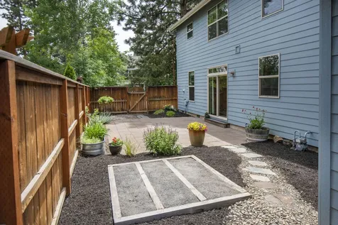 19720 Dartmouth Avenue Bend OR 97702