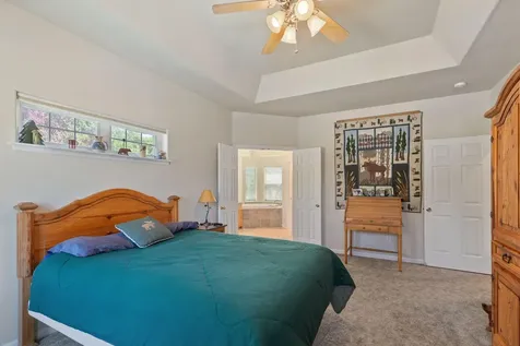 304 Woodville Way Rogue River OR 97537