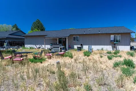 2328 SW Glacier Avenue Redmond OR 97756