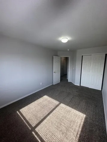 2464 NW 8th Street Redmond OR 97756