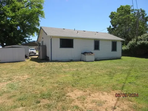 1678 Dowell Road Grants Pass OR 97527