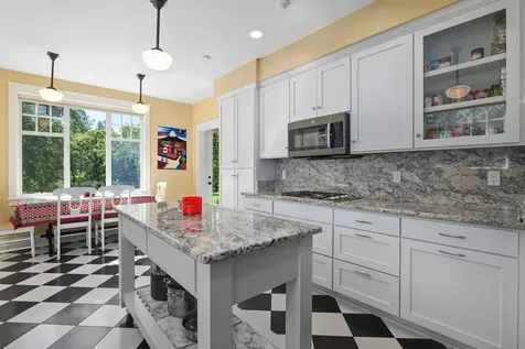 375 Mountain Paradise Drive Grants Pass OR 97526
