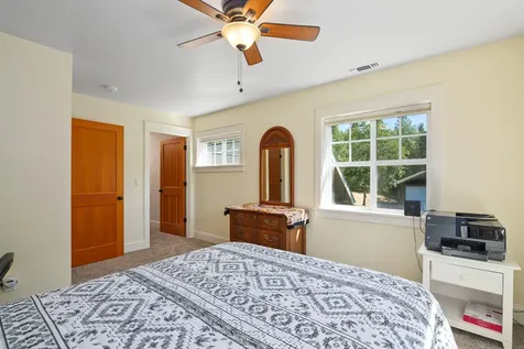 375 Mountain Paradise Drive Grants Pass OR 97526