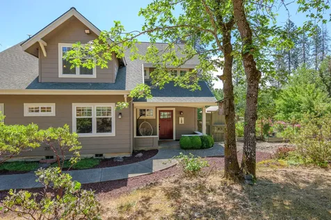 375 Mountain Paradise Drive Grants Pass OR 97526