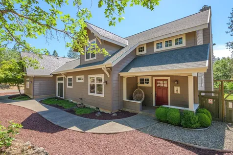 375 Mountain Paradise Drive Grants Pass OR 97526