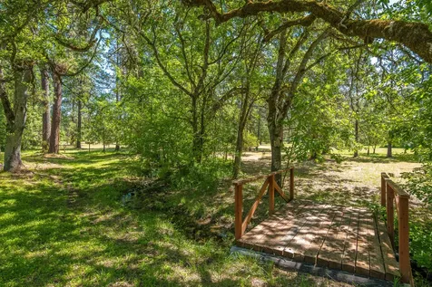 375 Mountain Paradise Drive Grants Pass OR 97526