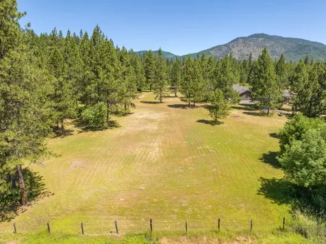 375 Mountain Paradise Drive Grants Pass OR 97526