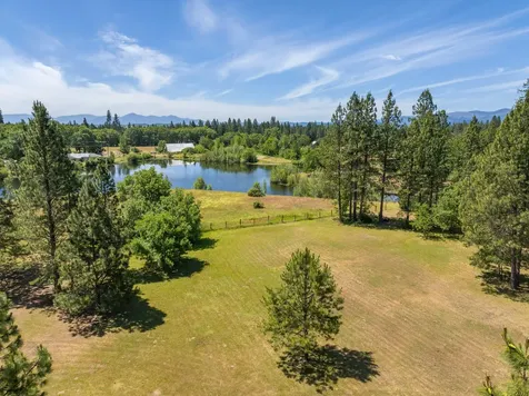375 Mountain Paradise Drive Grants Pass OR 97526