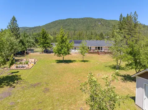 595 Grouse Creek Road Grants Pass OR 97526