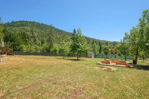 595 Grouse Creek Road Grants Pass OR 97526