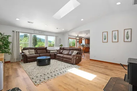 595 Grouse Creek Road Grants Pass OR 97526