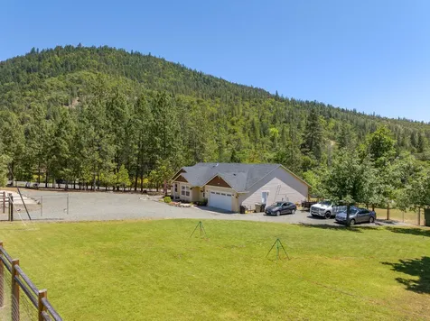 595 Grouse Creek Road Grants Pass OR 97526
