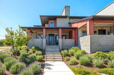 1086 E Main Street Ashland OR 97520