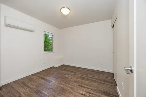 1086 E Main Street Ashland OR 97520