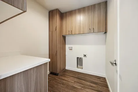 1086 E Main Street Ashland OR 97520