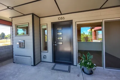 1086 E Main Street Ashland OR 97520