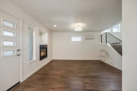 1086 E Main Street Ashland OR 97520