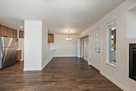 1086 E Main Street Ashland OR 97520
